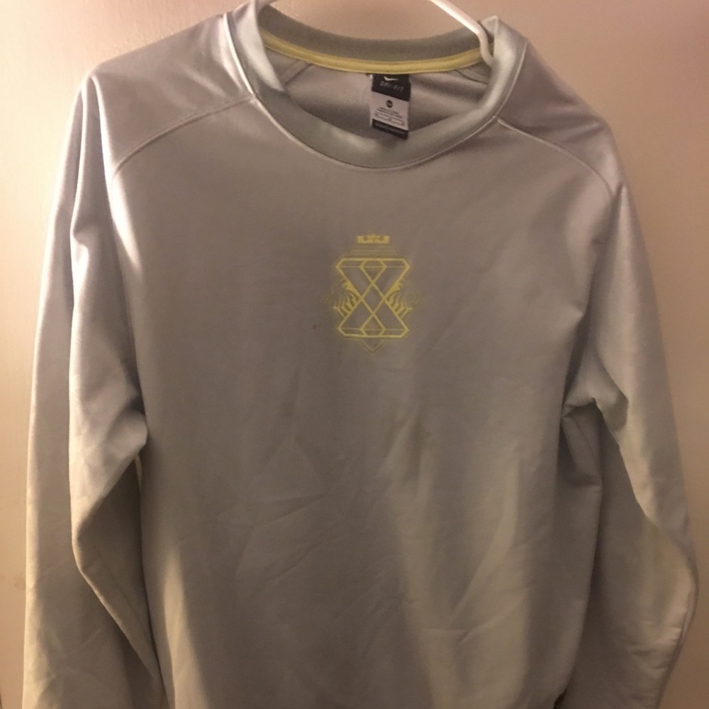 Nike Lebron Gray crewneck Size m supreme yeezy